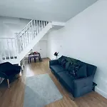 בית נופש Holly Terrace - 2 Bedrooms - Sleeps 3 ווייט הייבן